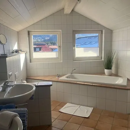 1 Porzig Modern Retreat Fischen im Allgaeu